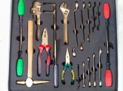 點擊查看詳細信息<br>標題：無火花工具組 閱讀次數：7328