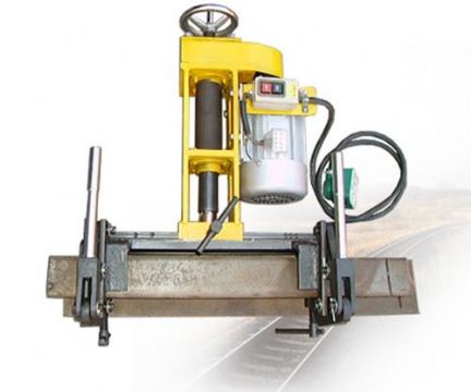 點擊查看詳細信息<br>標題：三相電動鋼軌鉆孔機 閱讀次數(shù)：2529