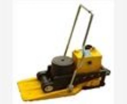 點擊查看詳細信息<br>標題：YQD-245型液壓起道器 閱讀次數：2068