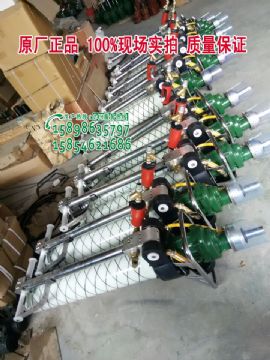 點擊查看詳細信息<br>標題：發往山西太原MQT-120/2.3氣動錨桿鉆機及配件 閱讀次數：2209