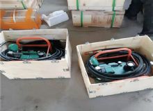 點(diǎn)擊查看詳細(xì)信息<br>標(biāo)題：MQ22-300-63氣動(dòng)錨索張拉機(jī)具 閱讀次數(shù)：2428